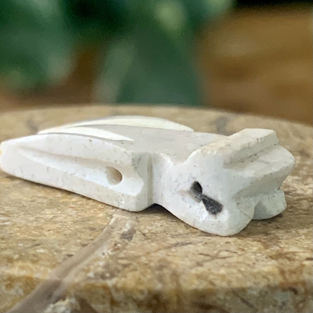 Vintage Native American Zuni Frog Fetish Bead Miniature Carved Stone Animal .9"